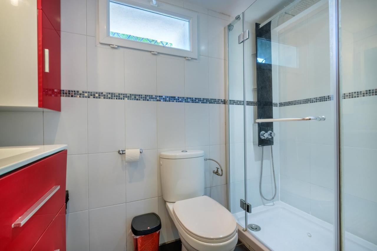 Villa Bas De Villa, Piscine, 3 Etoiles Saint-Paul-de-Vence
