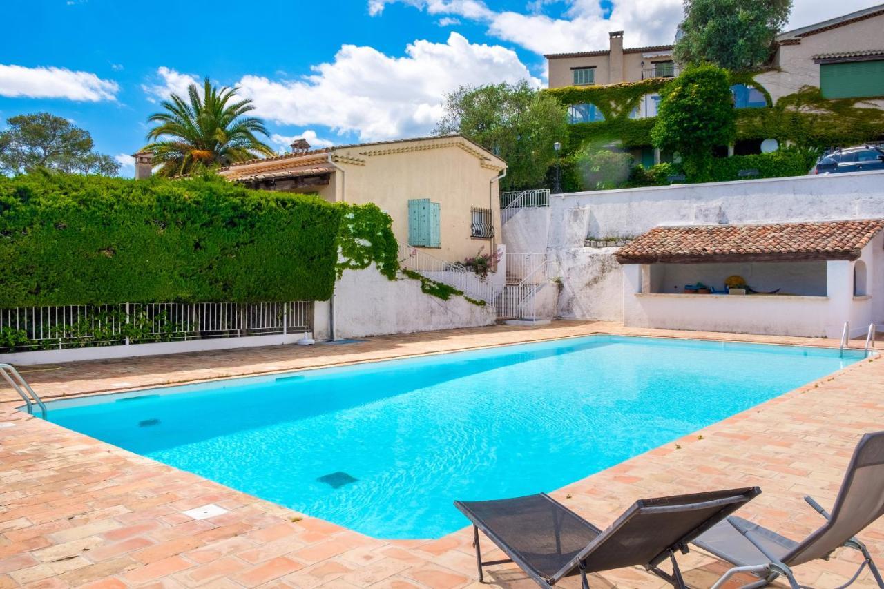 Bas De Villa, Piscine, 3 Etoiles Villa *